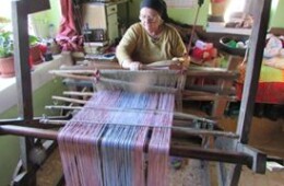 Unelte și activități meșteșugărești – Războiul de țesut.